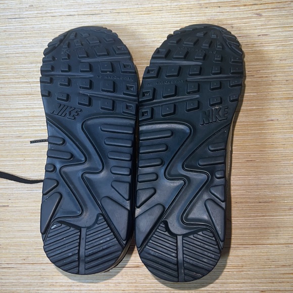 Vintage Nike Air Max 90 Summit White Black Yellow GS Size 5.5 Rare - Picture 12 of 13